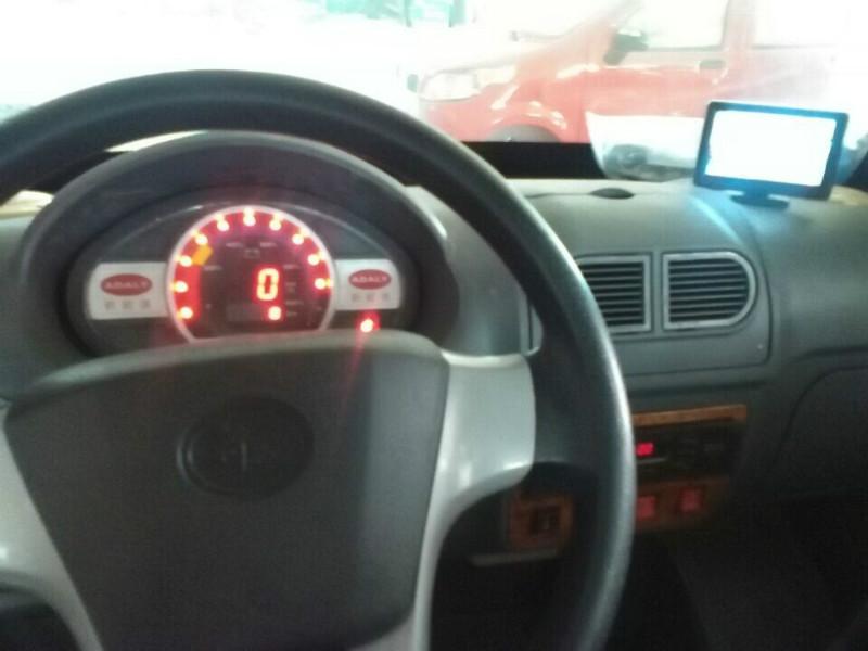 供應(yīng)黃石四輪電動車廠家代理加盟