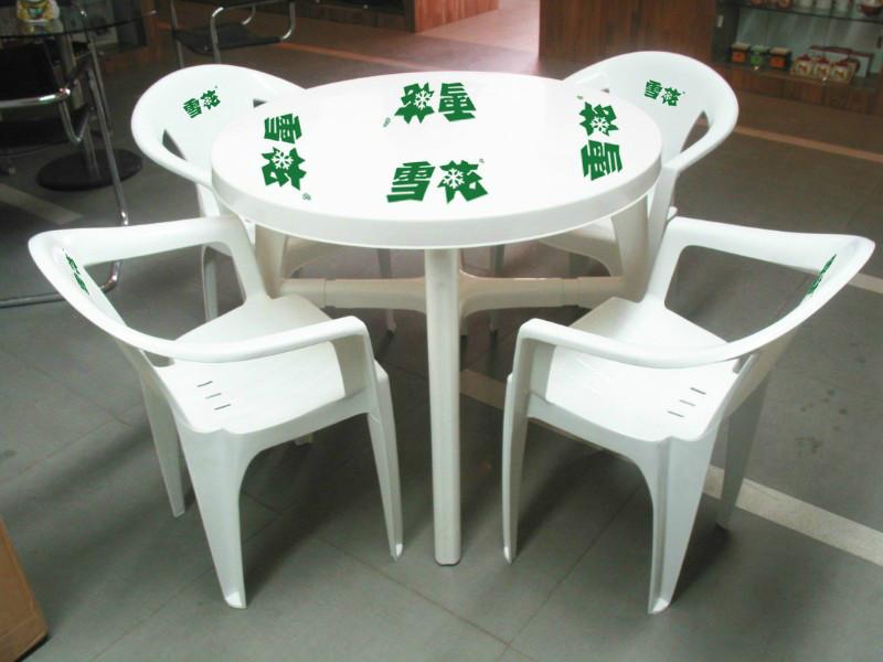 塑料桌椅廠家圖片