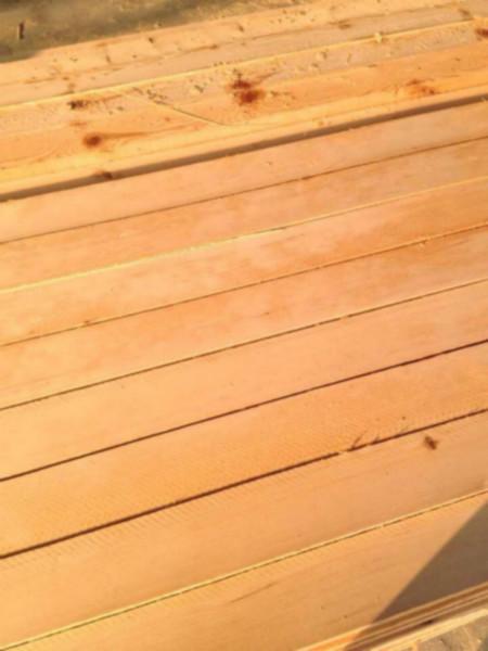 供應(yīng)輻射松方木