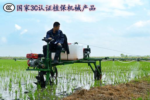 水田旱田多功能自走式噴桿噴霧機(jī)圖片