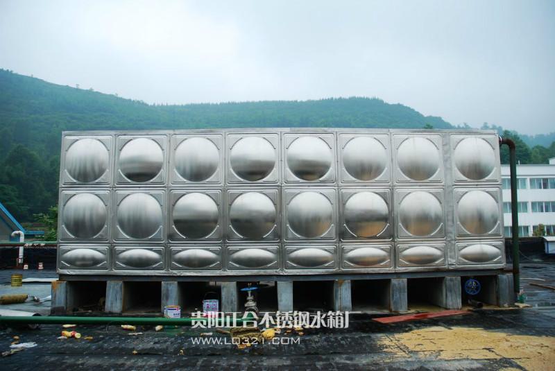 貴陽(yáng)不銹鋼工程水箱圖片