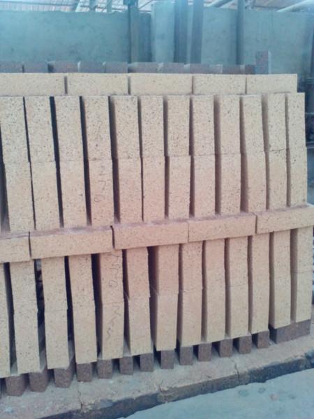 供應硫化堿耐火磚，新密耐火磚，洛陽耐火磚廠家
