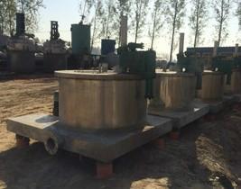 供應(yīng)二手三足離心脫水機(jī)廠家處理二手三足離心設(shè)備