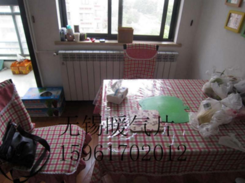 供應(yīng)無(wú)錫暖氣片