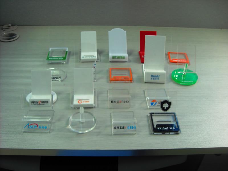 供應(yīng)觀(guān)瀾亞克力手機(jī)托架亞克力透明資料盒 亞克力手機(jī)托盤(pán) 亞克力手機(jī)架