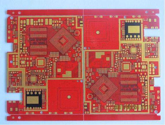 深圳PCB工厂专业四六层红油阻抗板图片