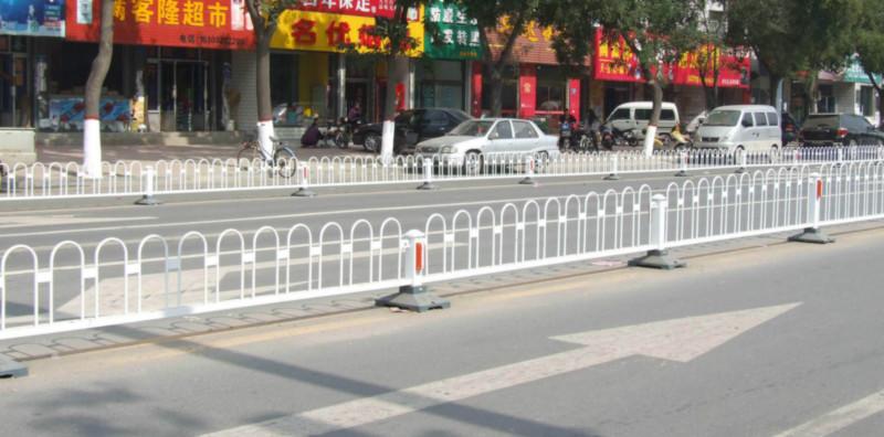 鐵藝護(hù)欄圖片/鐵藝護(hù)欄樣板圖 (3)