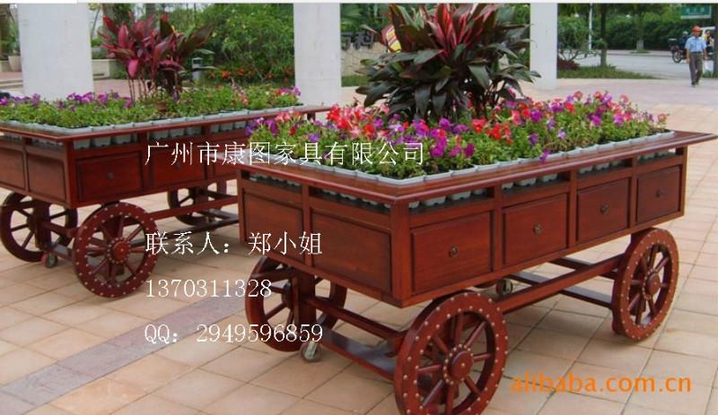 木質(zhì)花車(chē)圖片