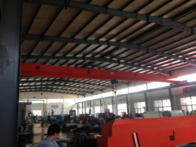 供應(yīng)內(nèi)蒙單梁起重機廠家電話 內(nèi)蒙單梁起重機生產(chǎn)廠家 內(nèi)蒙單梁起重機廠