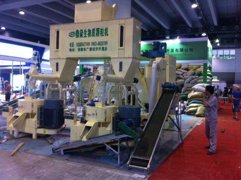 供應(yīng)安徽玉米秸稈顆粒機生產(chǎn)廠家，玉米秸稈制粒機哪家好