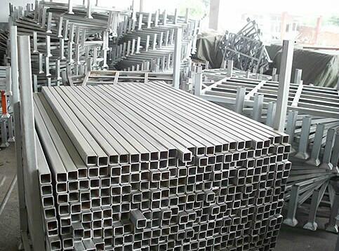 供應(yīng)河南冷庫貨架平頂山冷庫貨架