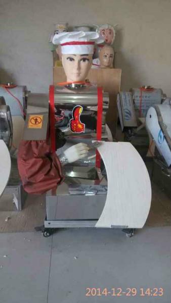 供應(yīng)章丘刀削面機(jī)器人價(jià)格刀削面機(jī)廠家