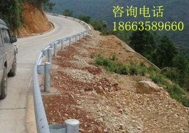 安徽淮北國(guó)標(biāo)熱鍍鋅波形護(hù)欄板熱銷圖片