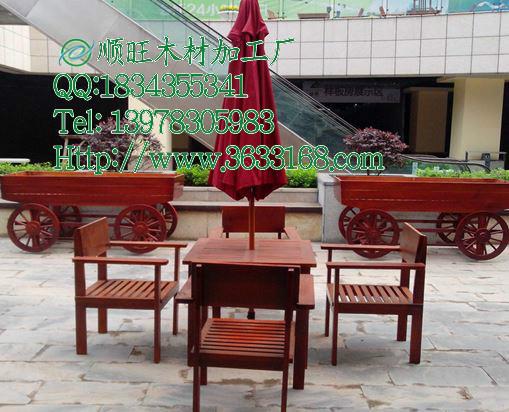 供應庭院戶外休閑桌椅廠家,廣西庭院戶外休閑桌椅,庭院戶外休閑桌椅訂做