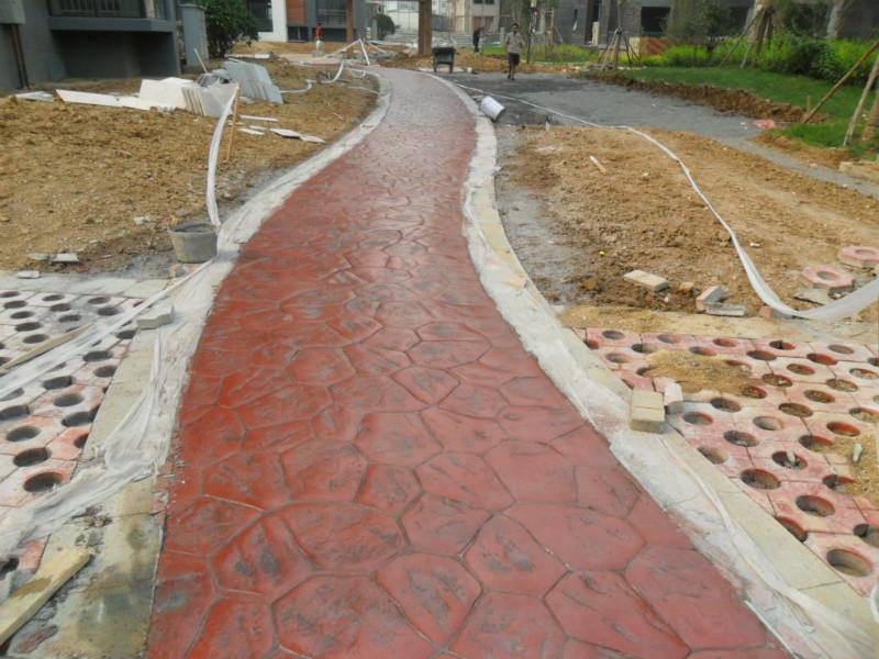 供應(yīng)翼石壓花地坪藝術(shù)地坪景觀地坪混泥土地坪（廠家包工包料）