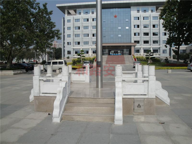 供應(yīng)惠陽(yáng)旗桿現(xiàn)貨安裝 不銹鋼錐形旗桿  旗桿廠家