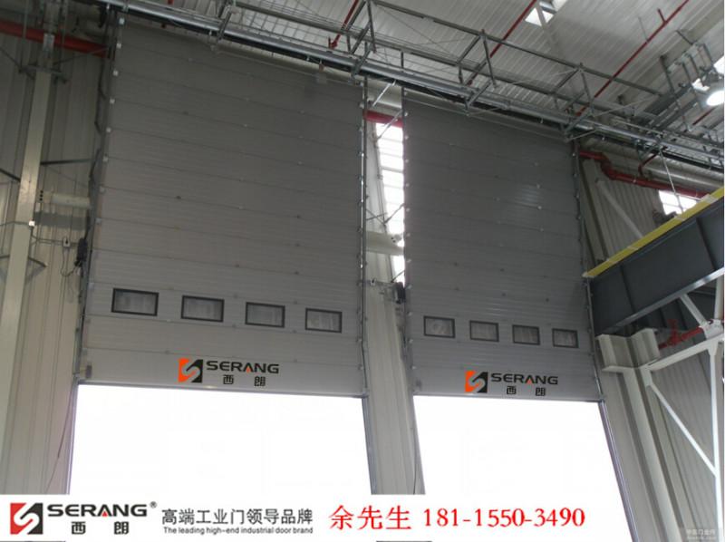 南通滑升門廠家圖片