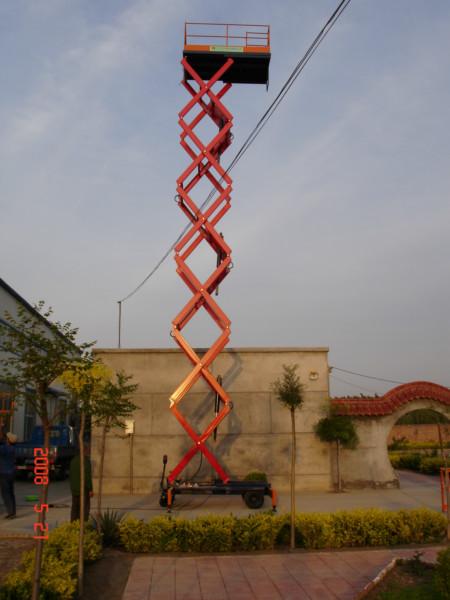 供應(yīng)山東升降機專售