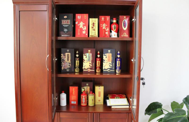 供應(yīng)貴州白酒雙糧醬15年陳釀酒丨懷莊酒供應(yīng)商丨懷莊酒廠家直銷