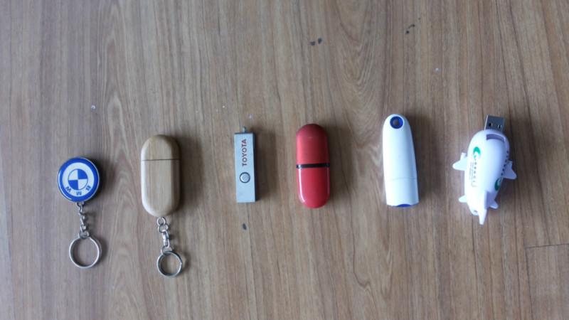 供應(yīng)廣告U盤卡片U盤名片式U盤批發(fā)定制應(yīng)