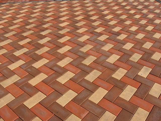 供應(yīng)河南燒結(jié)實心磚供應(yīng)廠家 河南燒結(jié)實心磚供應(yīng)廠家燒結(jié)磚鋪裝