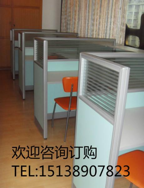 供應(yīng)一對一話務(wù)桌_鄭州一對一化務(wù)桌圖片_鄭州一對一話務(wù)桌生產(chǎn)廠家