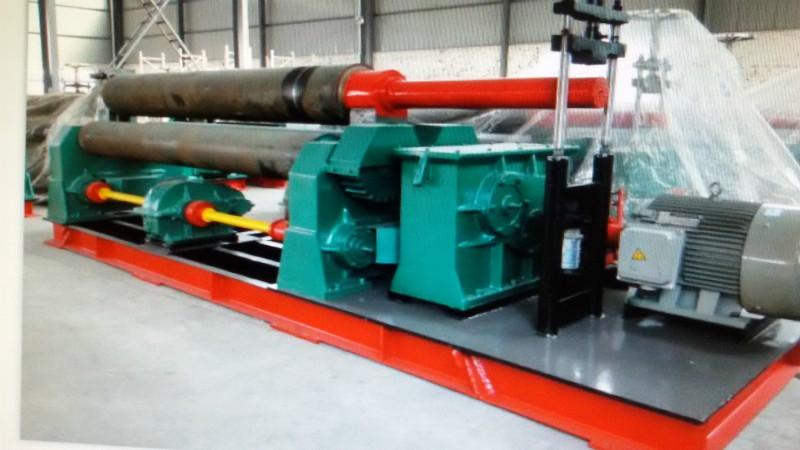 W11-16X2000三輥卷板機圖片