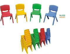 供應(yīng)百色市幼兒園課桌椅批發(fā)