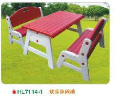 供應(yīng)幼兒園玩具幼兒園塑料桌子滑滑梯