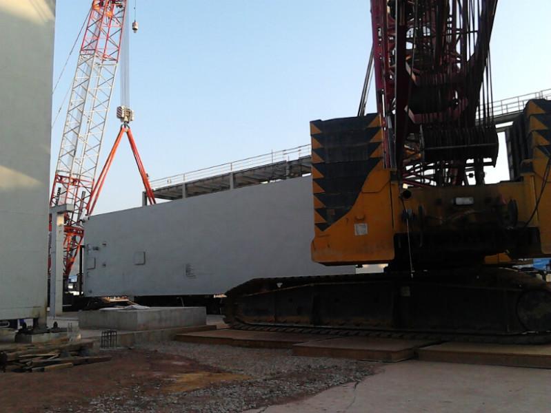 供應(yīng)麗江履帶吊出租租憑公司，麗江履帶吊出租，麗江履帶吊租賃