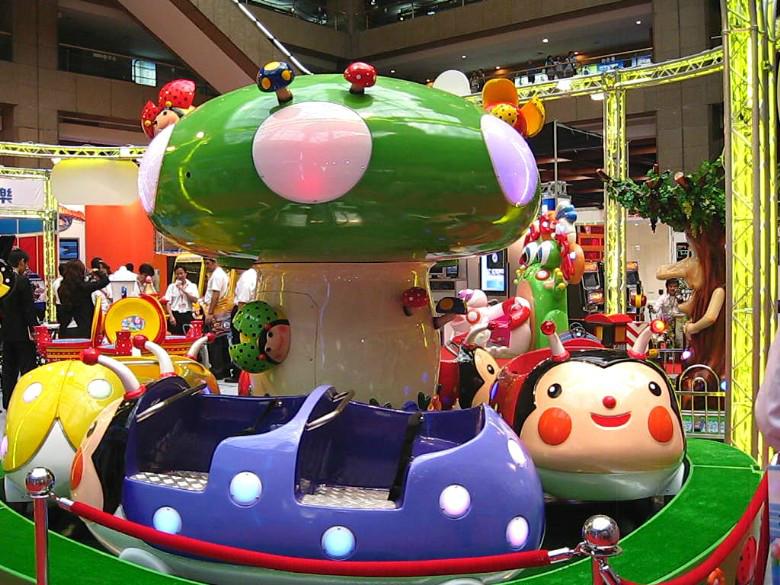 2015新型瓢蟲(chóng)樂(lè)園最賺錢(qián)的游樂(lè)設(shè)備圖片