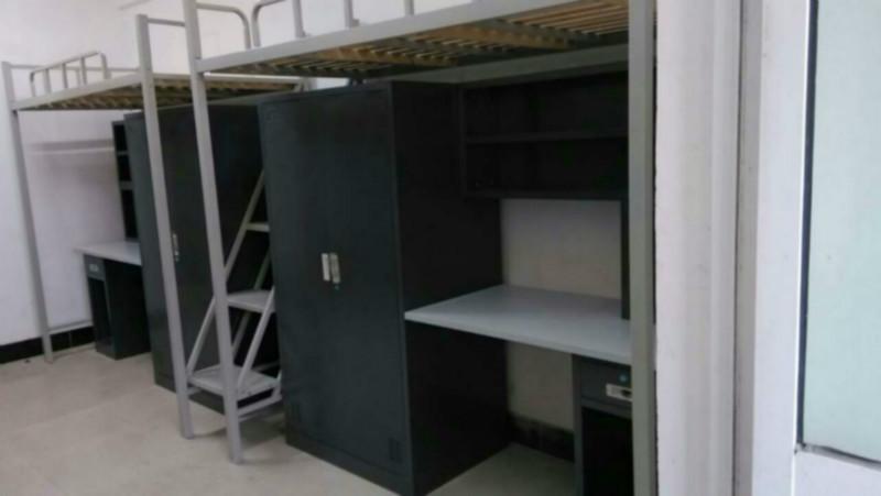 學(xué)生公寓床職工床拆遷圖片