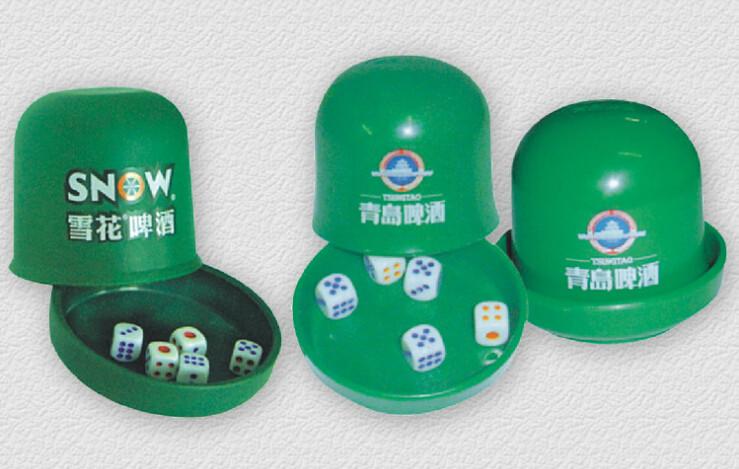 供應(yīng)甩盅塑料色盅 托底骰盅，配五顆* 可印刷LOGO