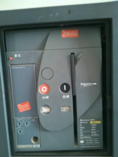 供應(yīng)施耐德MVS16N3F202框架式斷路器