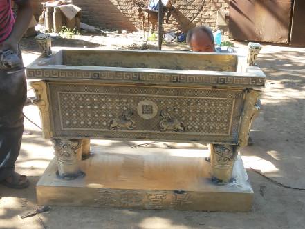 供應(yīng)銅鼎鑄造廠家