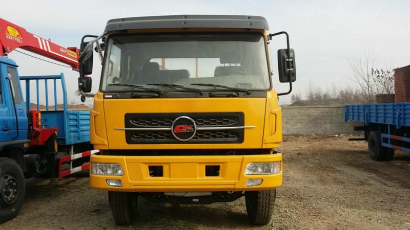 供應(yīng)出售楚風(fēng)后八輪平板運(yùn)輸車