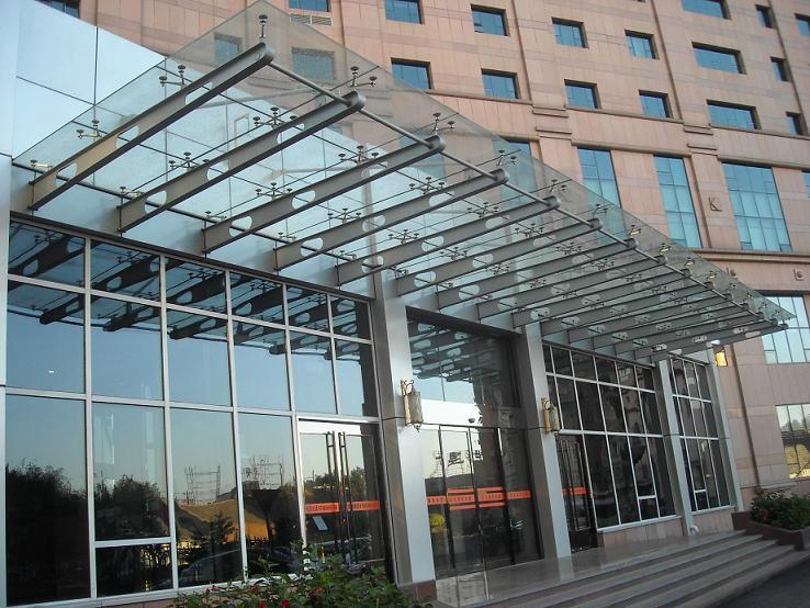 供應(yīng)鋼結(jié)構(gòu)倉庫廠房頂棚、遮雨棚