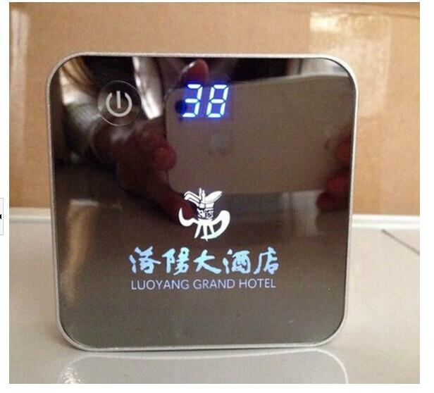 供应批发魔方灯箱移动电源 LED灯箱广告充电宝 LOGO镂空背光显示