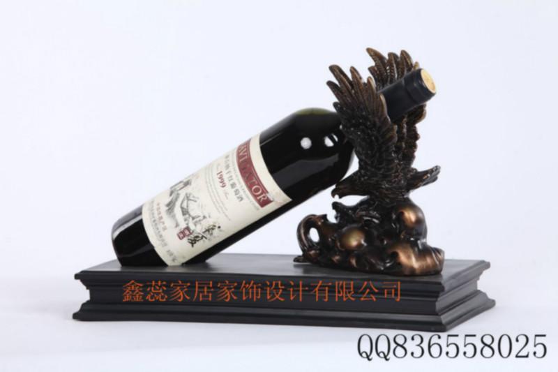 供應(yīng)全國(guó)樹(shù)脂仿銅工藝禮品酒架擺件生產(chǎn)商/大展宏圖酒架/代加工各類工藝品