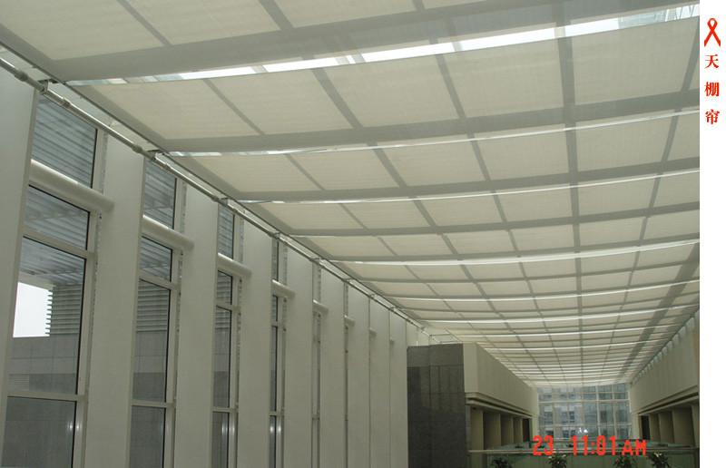 供應(yīng)電動布藝窗簾電動卷簾電動軌道 FCS電動天棚簾